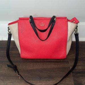 Kate spade perfect condition spring collection bag. Great size very spacious